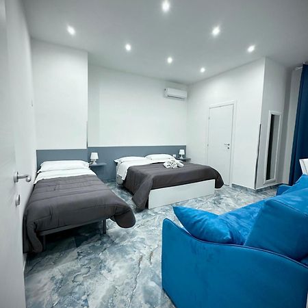 Marvit Central Luxury Наполи Екстериор снимка