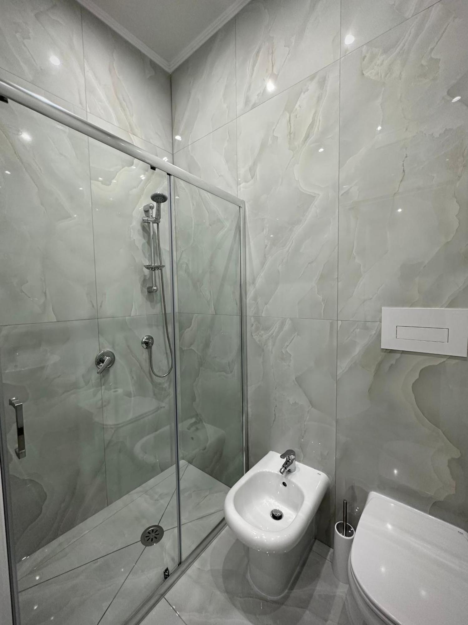 Marvit Central Luxury Наполи Екстериор снимка